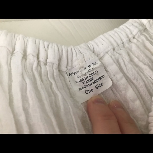 100 💯 percent cotton shirt with embroidery. - Picture 4 of 7